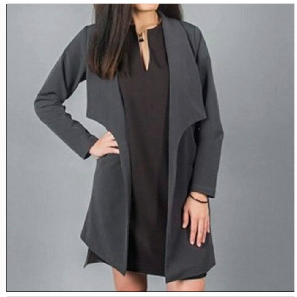 BETABRAND Black No-Sweat Blazer Jacket Asymmetrical Open Front Cardigan Coat Sm